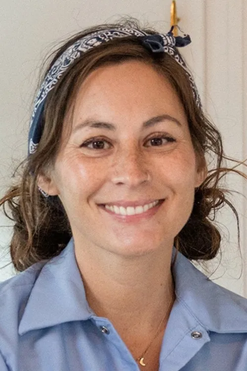 Mikey McCall — personaje: Self - Host