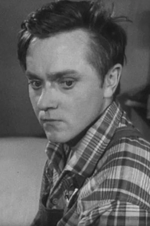 ?????? ??????? ha trabajado con Mikhail Lobanov en 1 ocasiones