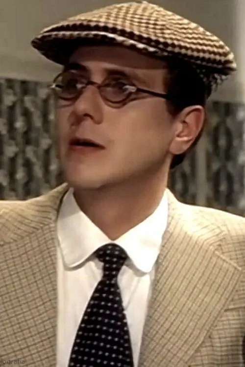 Mikhail Lyubeznov interpretando a 