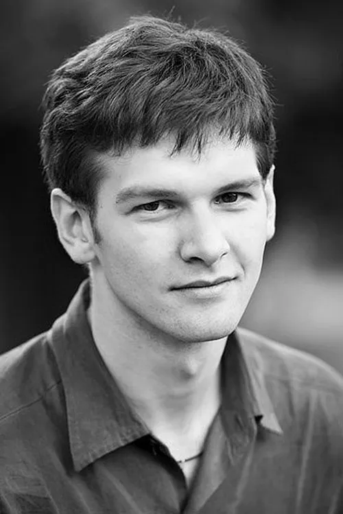 Mikhail Martyanov — personaje: Vitaliy Kravchenko