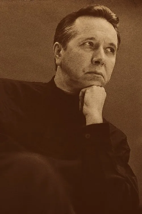 Mikhail Pletnev interpretando a Self - Pianist