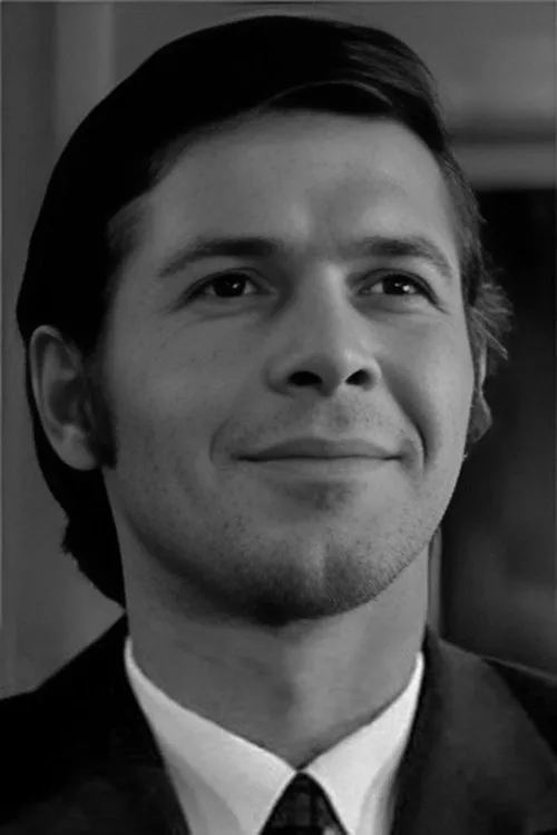 F. Valetski ha trabajado con Mikhail Selyutin en 1 ocasiones