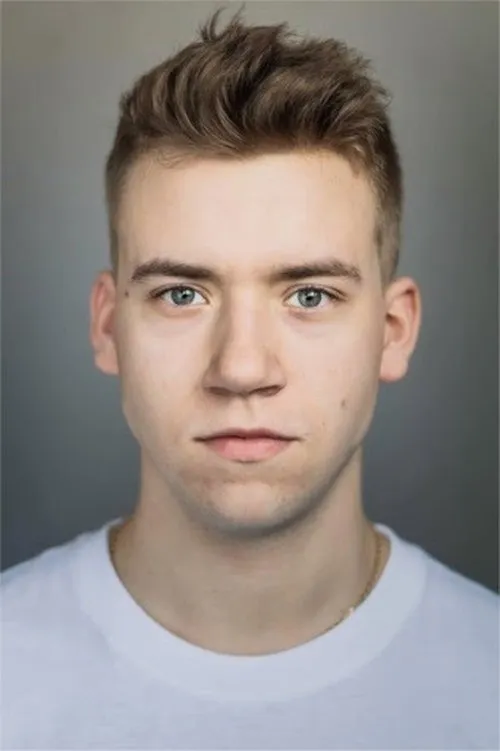 Foto de perfil del actor Mikołaj Matczak en el reparto