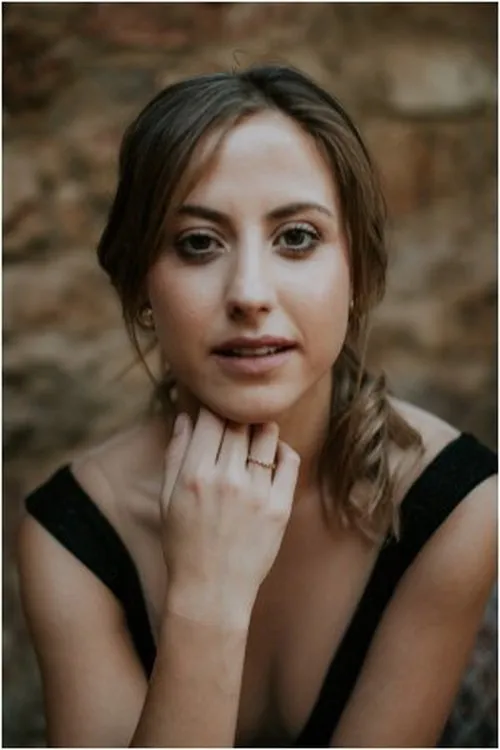 Bennie Fourie ha trabajado con Mila Guy en 2 ocasiones