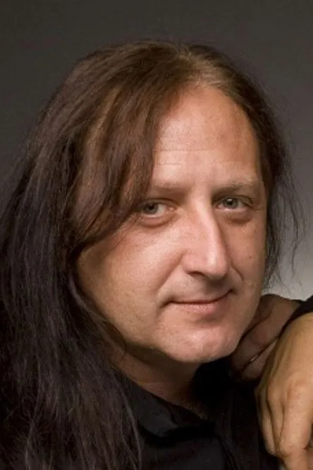 Foto de perfil del actor Milan Peroutka en el reparto