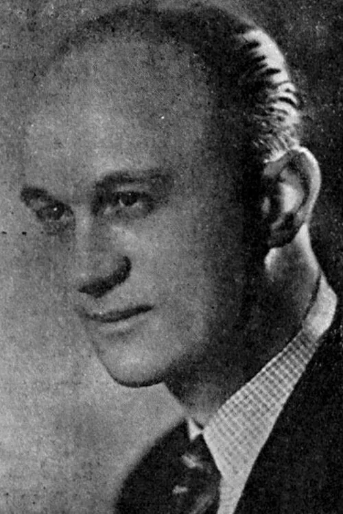 Milton Amaral interpretando a