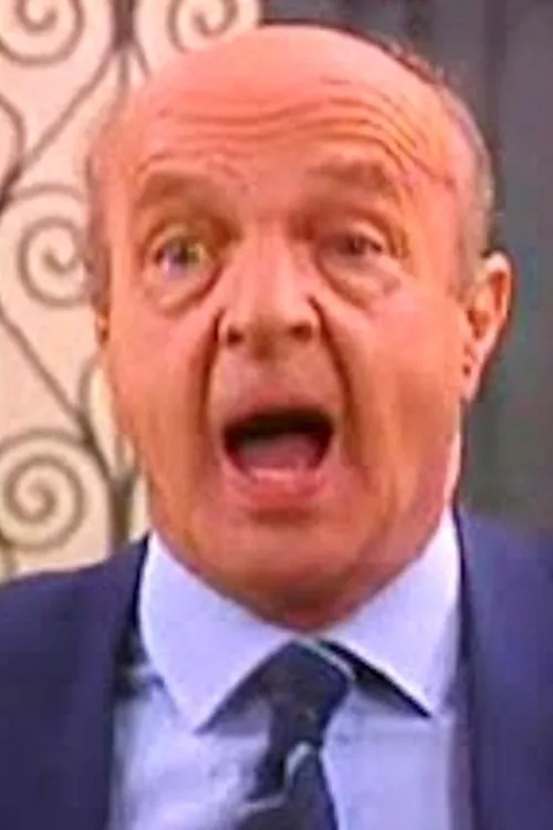 Μίμης Θειόπουλος interpretando a