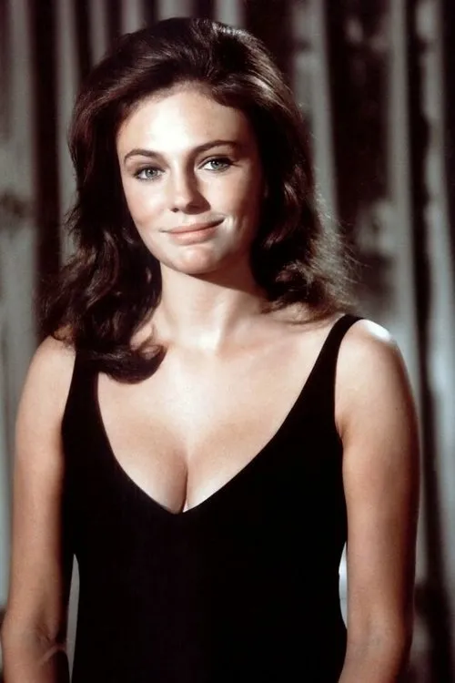 Drew Eshelman ha trabajado con Mimi Sarkisian en 1 ocasiones