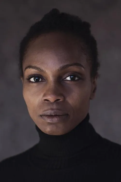 Mina Andala interpretando a Susi