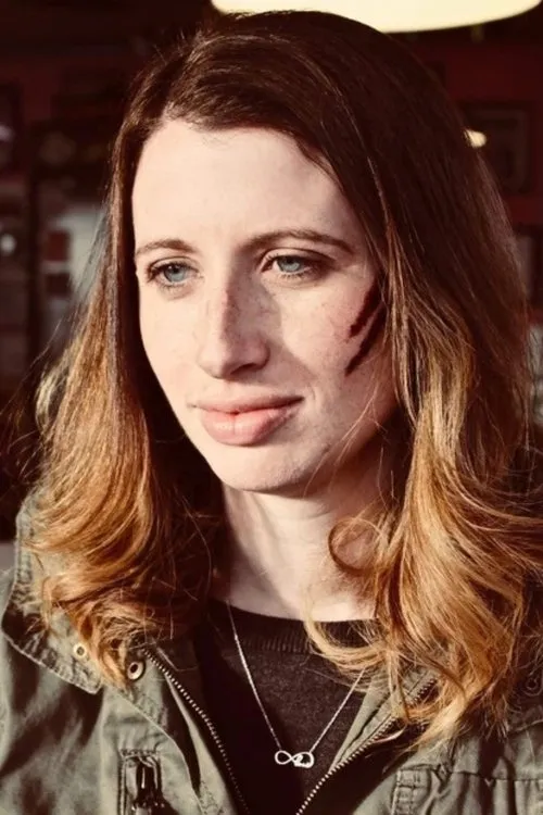 Mindy Wesson interpretando a The Novelty