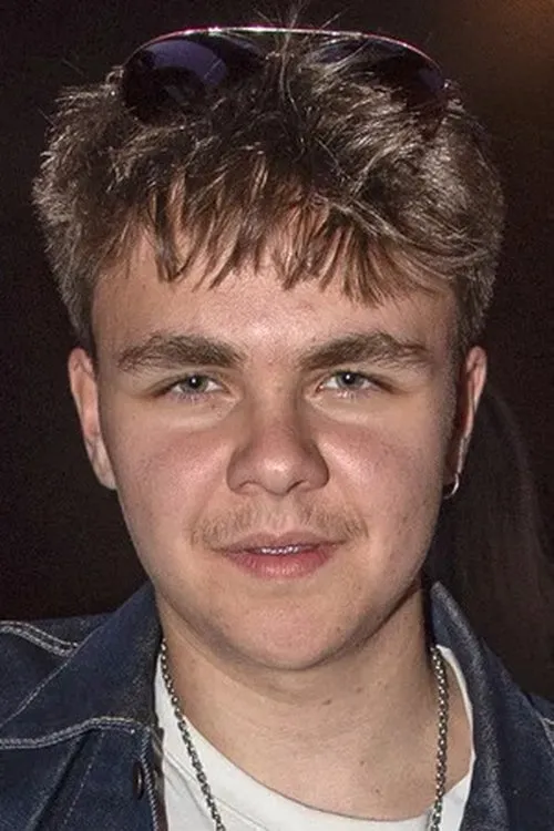 Mingus Hassing Hellemann — personaje: Ollie