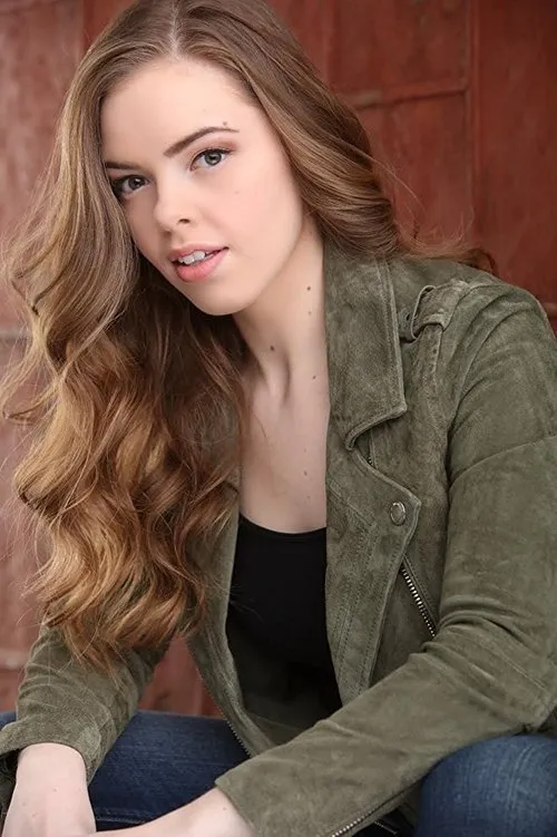 Natalie Carter ha trabajado con Miranda May en 1 ocasiones