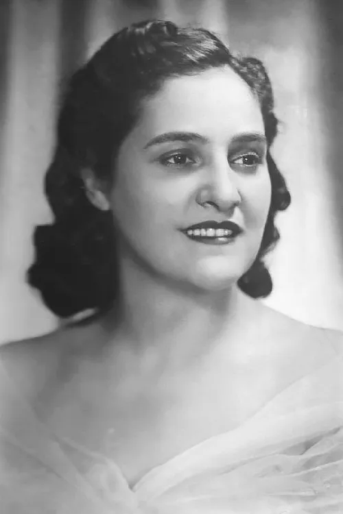 Miranta Myrat interpretando a