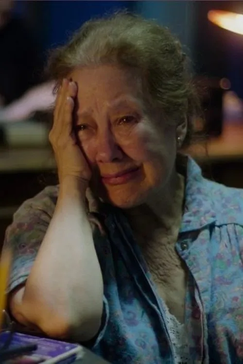 Paul Castro Jr. ha trabajado con Miriam Cruz en 1 ocasiones