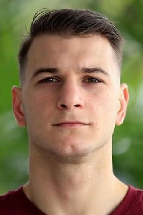 Mirko Pizzi interpretando a Self