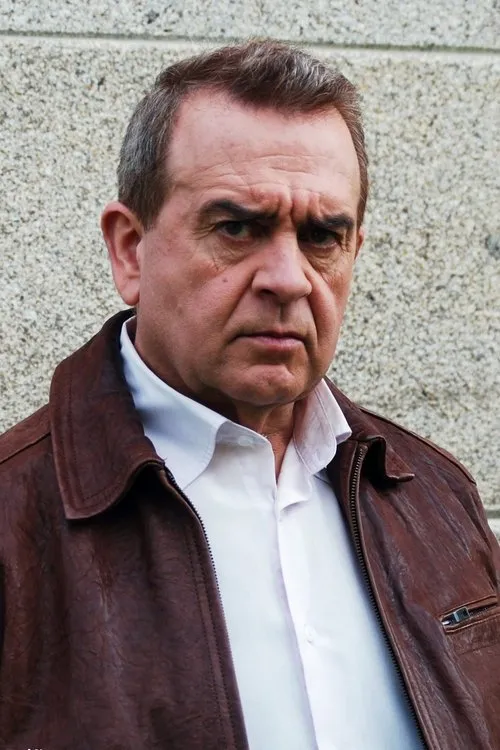 Fran Paredes ha trabajado con Miro Magariños en 1 ocasiones