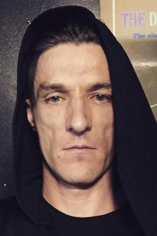 Robin Bain ha trabajado con Misha Suvorov en 1 ocasiones