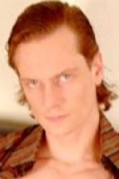 Misha Vandam interpretando a 