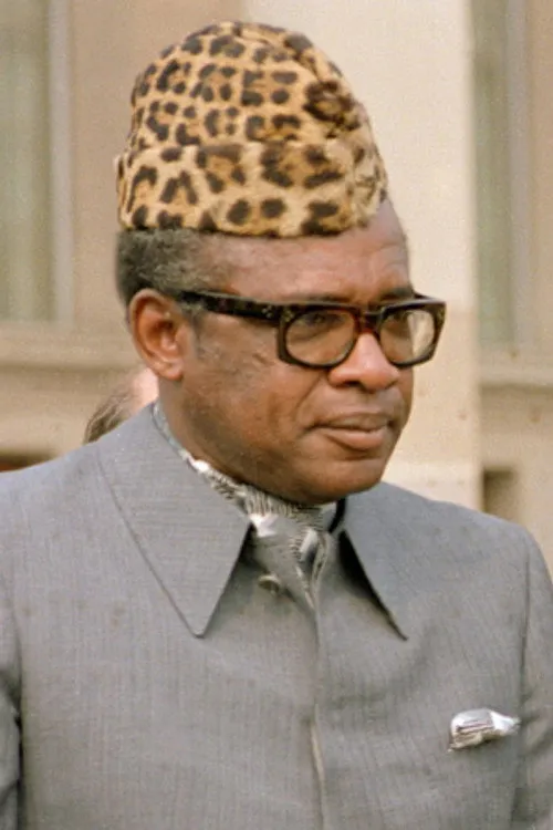 Miriam Makeba ha trabajado con Mobutu Sese Seko en 2 ocasiones