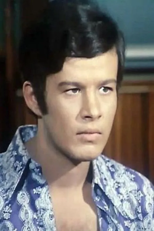 Nadia ElNoqrashy ha trabajado con Mohamed Yahia en 1 ocasiones