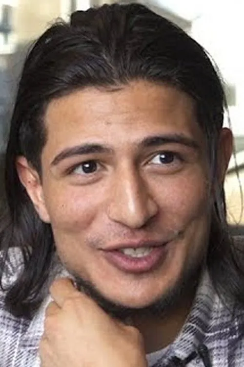 Mohammed Ismail Mohammed interpretando a Zakaria