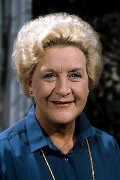 Mollie Sugden — personaje: Mrs. Slocombe