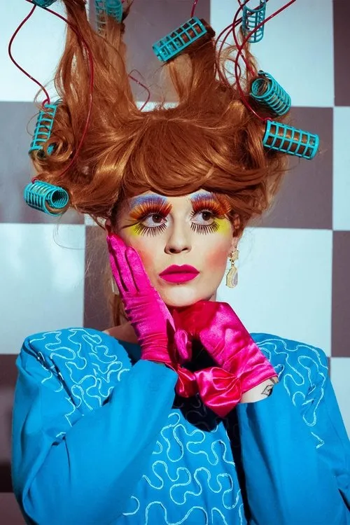 Wyatt Fair ha trabajado con Molly Hewitt en 1 ocasiones