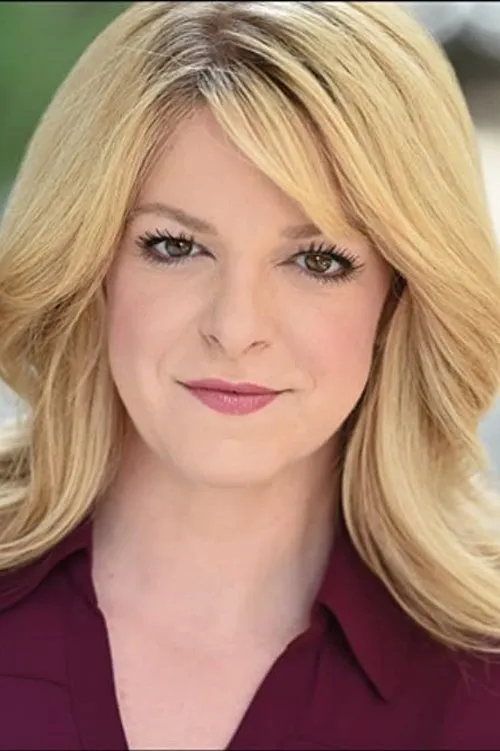 Molly Logan Chase interpretando a Mary