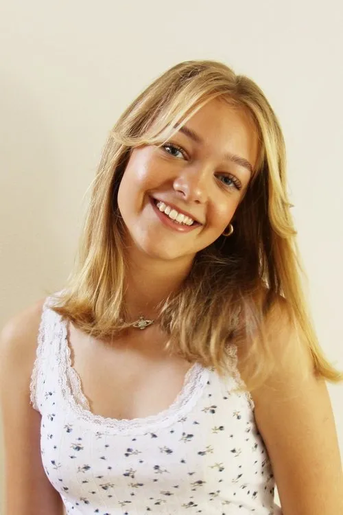 Molly Persson — personaje: Katta