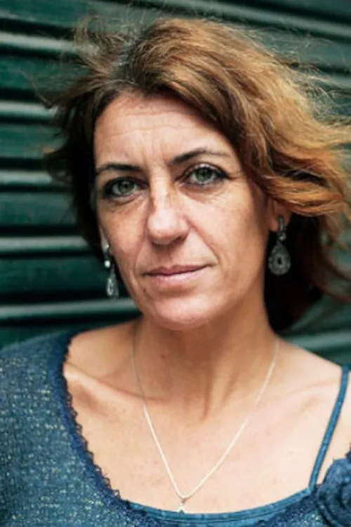 Monica Calle interpretando a Marina