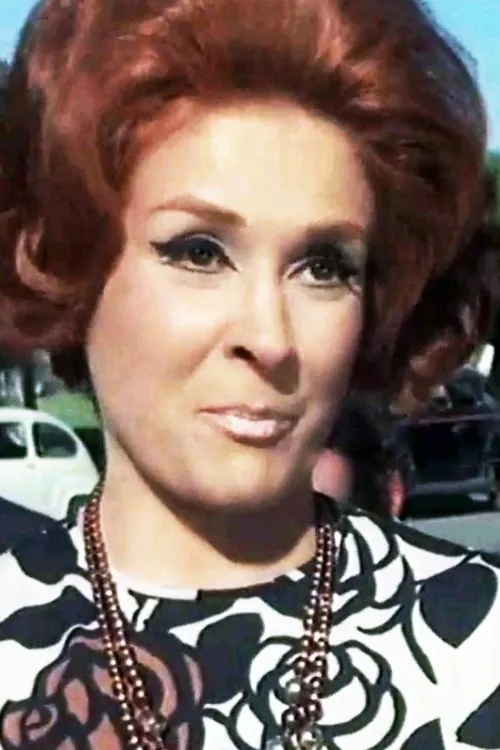 Fanny Navarro ha trabajado con Mónica Grey en 2 ocasiones