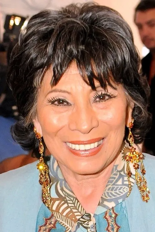 Mónica Miguel interpretando a Ignacio's wife