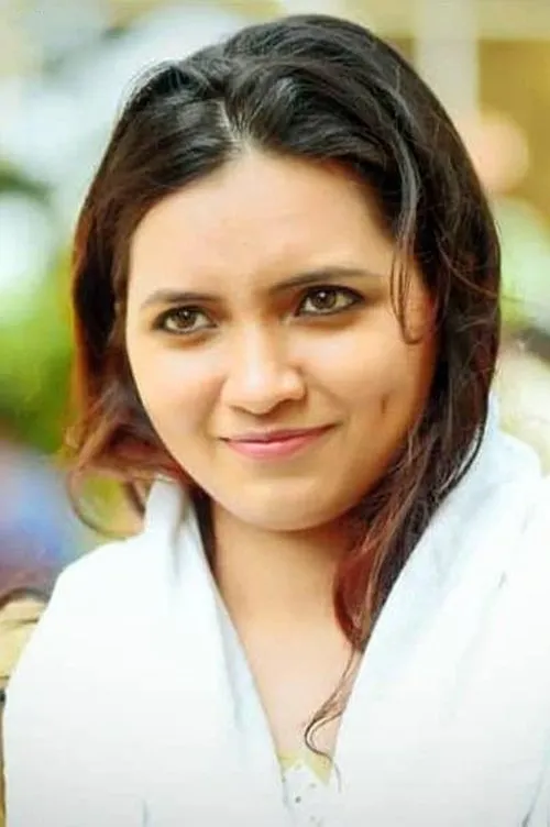 Saniya Iyyappan ha trabajado con Monika Thomas Puthuran en 1 ocasiones