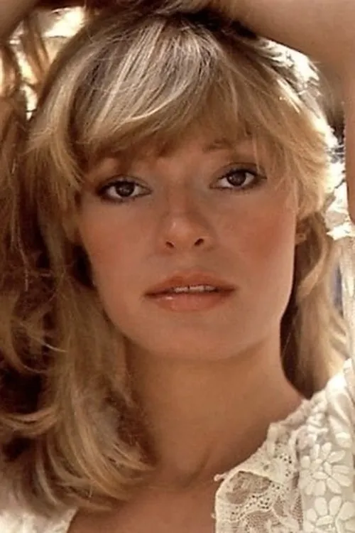 Everett Creach ha trabajado con Monique St. Pierre en 1 ocasiones