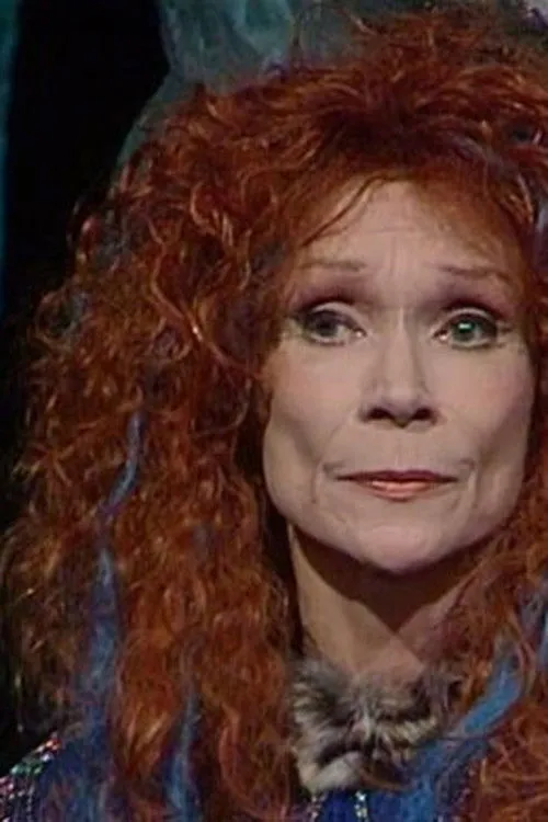 Monna Tandberg interpretando a Beatrice