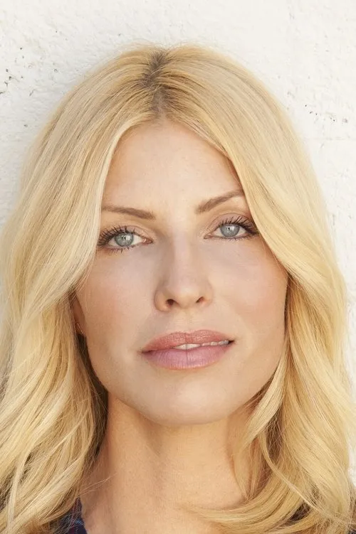 Morgan Walsh interpretando a Boss Lady