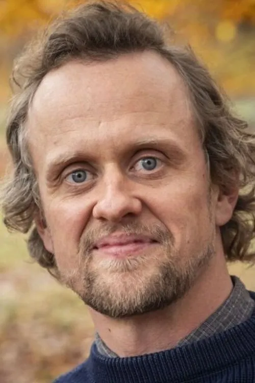 Line Falcon ha trabajado con Morten Brovn en 2 ocasiones