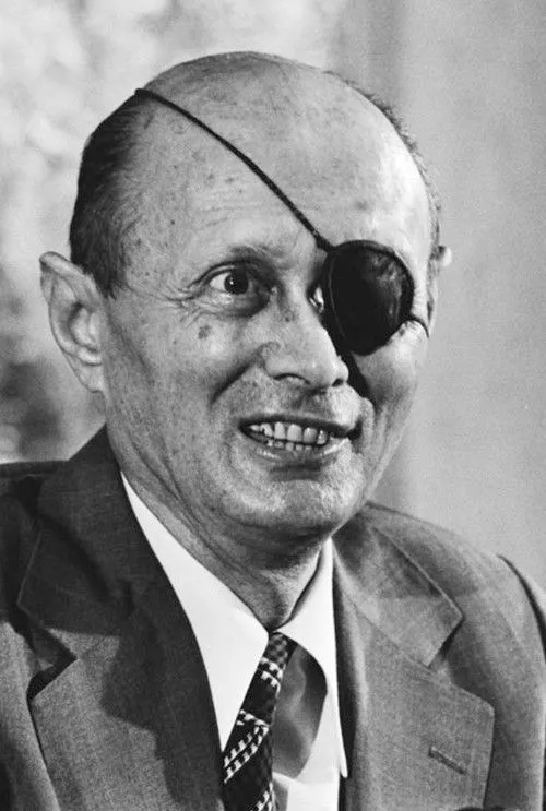Moshe Dayan — personaje: Self (archive footage)