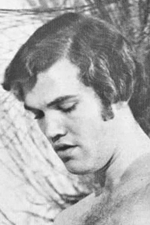 Mr. Marks interpretando a (segment 