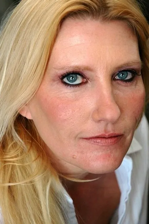 Ms. Taft interpretando a