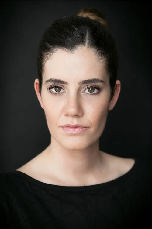 Müjgân Ferhan Şensoy — personaje: Ceren