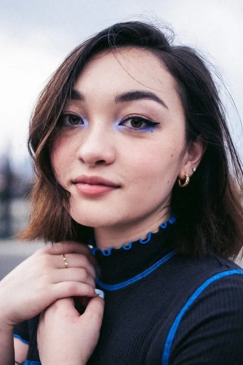 Merrill Garbus ha trabajado con mxmtoon en 1 ocasiones