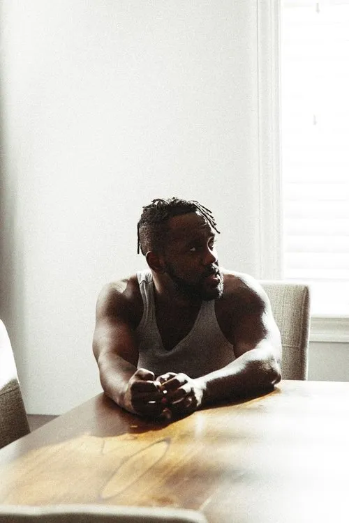 Angie Bullaro ha trabajado con Mykele Deville en 1 ocasiones