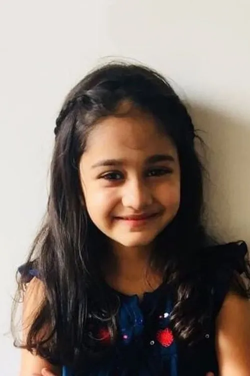 Radhika Madan ha trabajado con Myrah Dandekar en 1 ocasiones