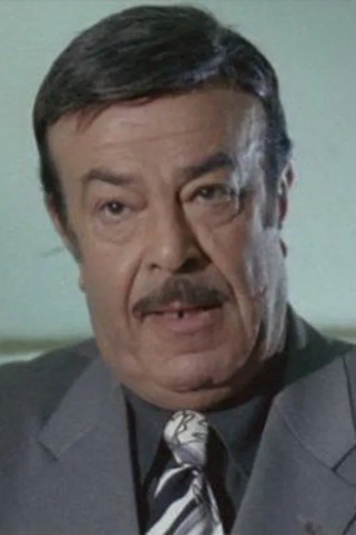 Nabil ElHegrassy interpretando a ???? ??? ?????