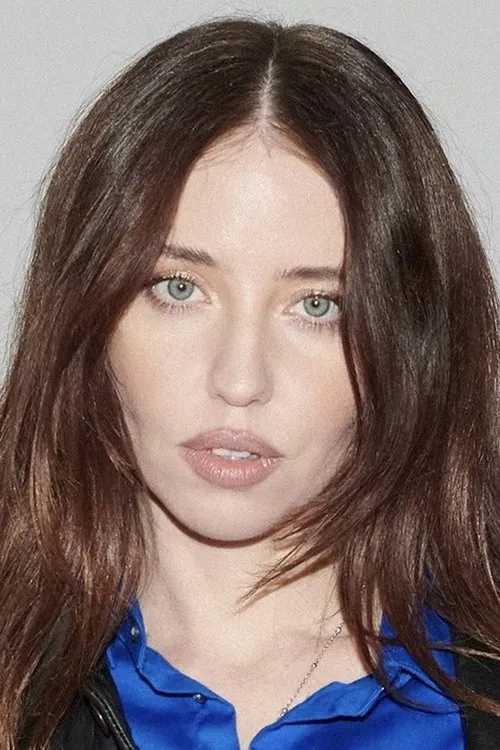 Надя Дорофєєва interpretando a 