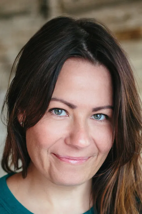 Conner Christmas ha trabajado con Naddine Madell en 1 ocasiones