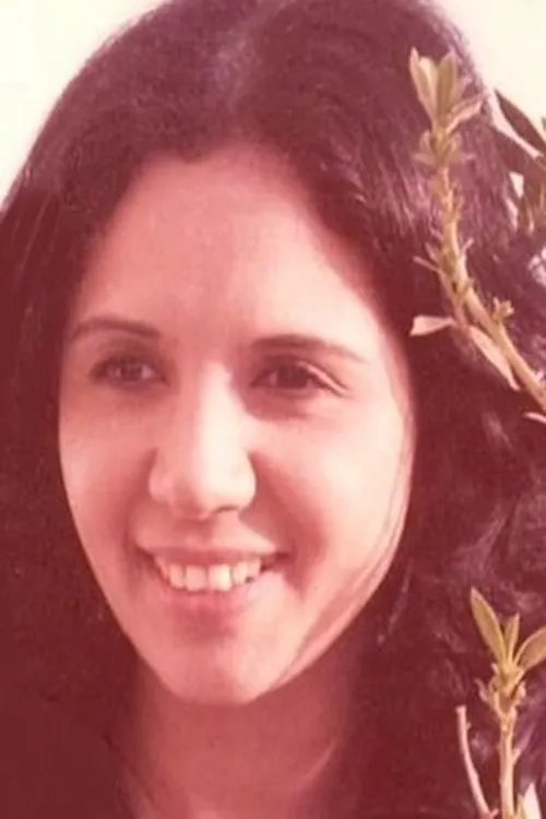 Nadia Fahmy interpretando a