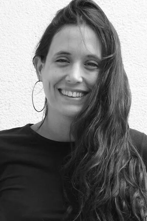 Nadia Lozano interpretando a María