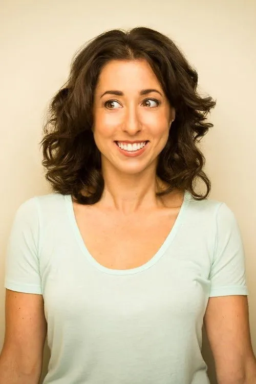 Nadine Djoury — personaje: Julia